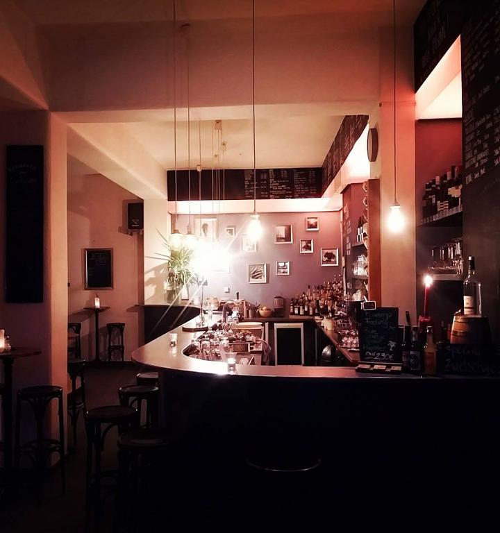 Ludwigs Bar & Café